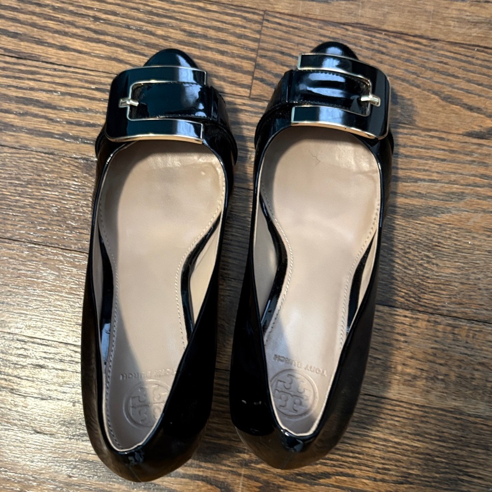 Tory Burch Black Patent Leather Block Heels with Gold Buckle